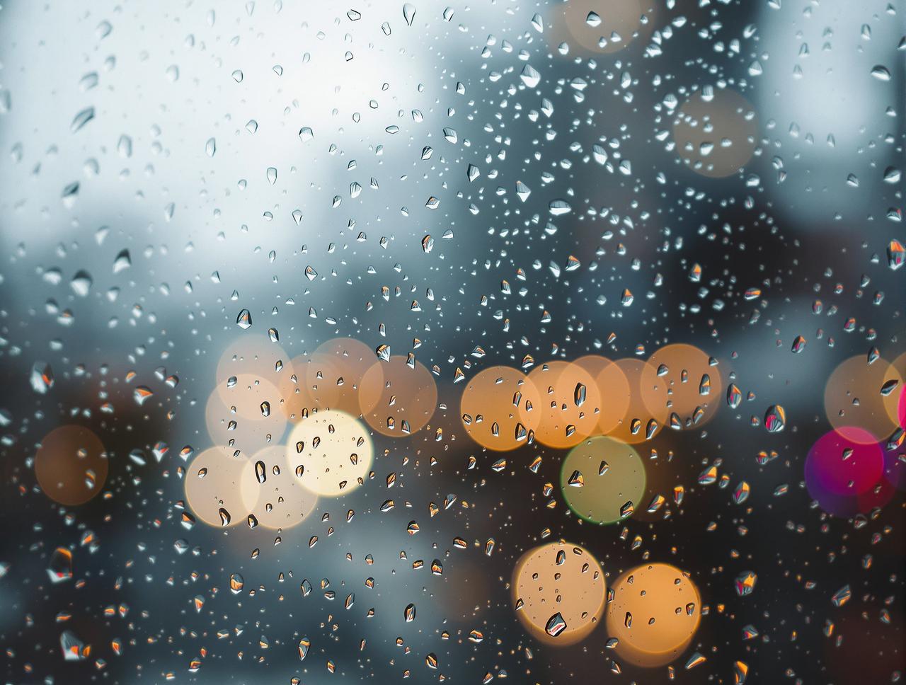江南梅雨季：一段慢镜头的自白 - 多多影视蜜心手记
